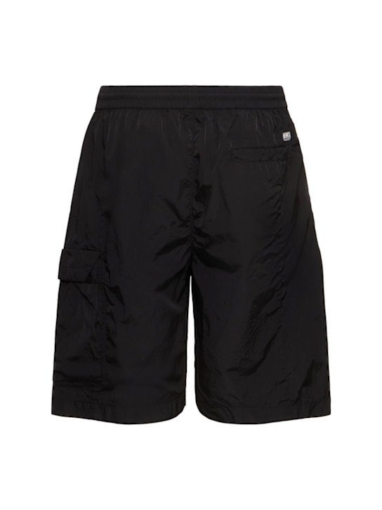 C.P. Company: Shorts cargo Chrome-R - Nero - men_3 | Luisa Via Roma