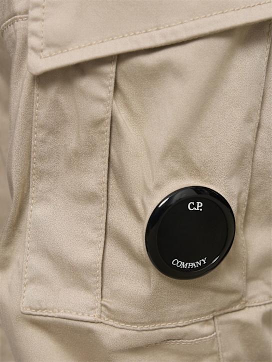 C.P. Company: Sateen stretch cargo lens pants - Vintage Khaki - men_4 | Luisa Via Roma