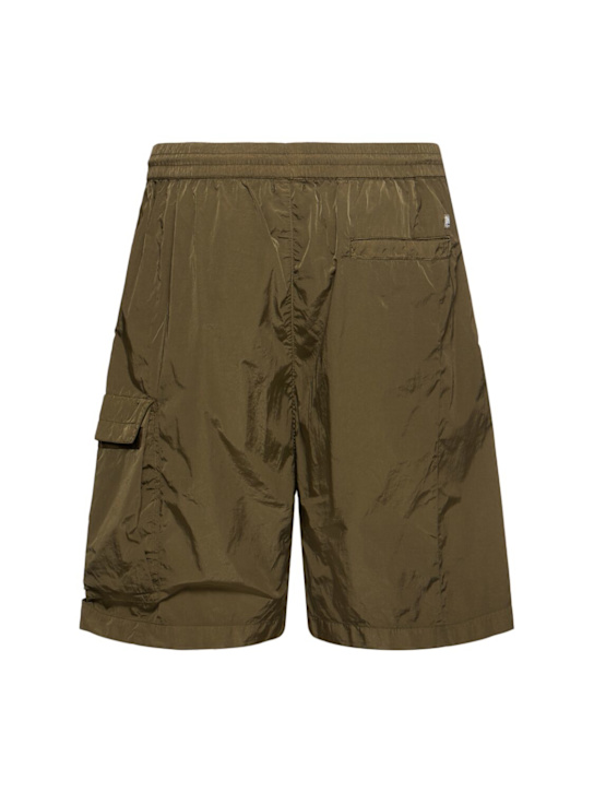 C.P. Company: Chrome-R cargo shorts - Green - men_3 | Luisa Via Roma
