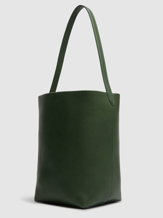 The Row: Medium n/s park saddle leather tote bag - women_2 | Luisa Via Roma