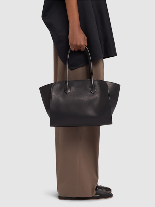 The Row: Bolso Marlo 12 de piel - women_1 | Luisa Via Roma