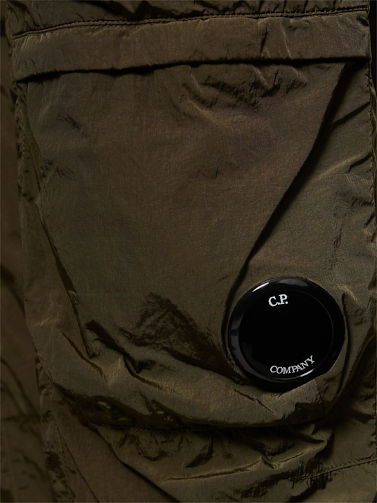C.P. Company: Chrome-R cargo lens pants - Green - men_4 | Luisa Via Roma