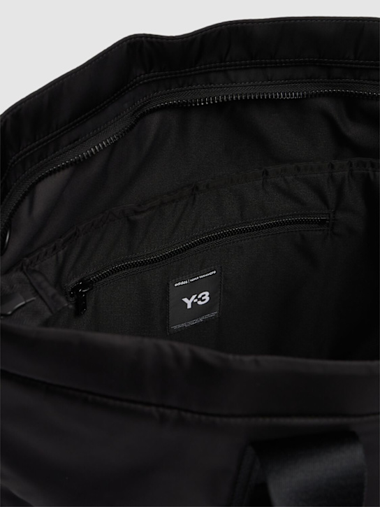 Y-3: Logo tote bag - Black - men_6 | Luisa Via Roma