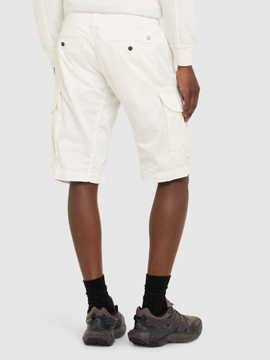 C.P. Company: Stretch cotton cargo shorts - Gauze White - men_2 | Luisa Via Roma
