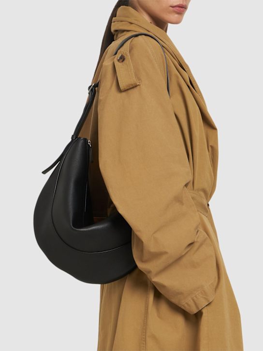 The Row: Jouve lux fine grain shoulder bag - Black - women_2 | Luisa Via Roma