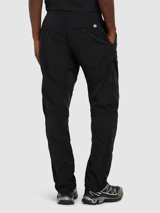C.P. Company: Chrome-R cargo lens pants - Black - men_2 | Luisa Via Roma