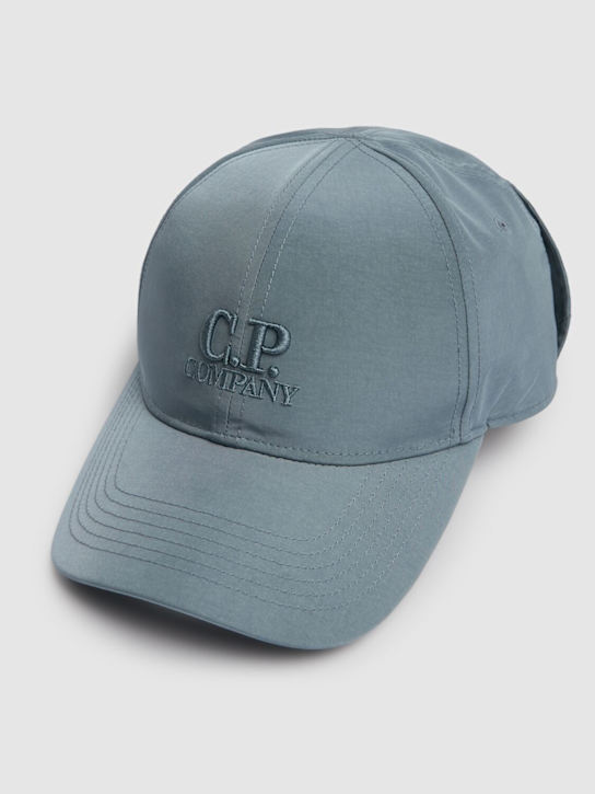 C.P. Company: Chrome-R goggle cap - Stormy Weather - men_1 | Luisa Via Roma