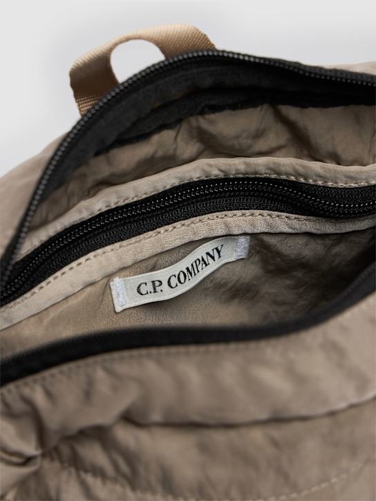 C.P. Company: Nylon B crossbody pack - Vintage Khaki - men_5 | Luisa Via Roma