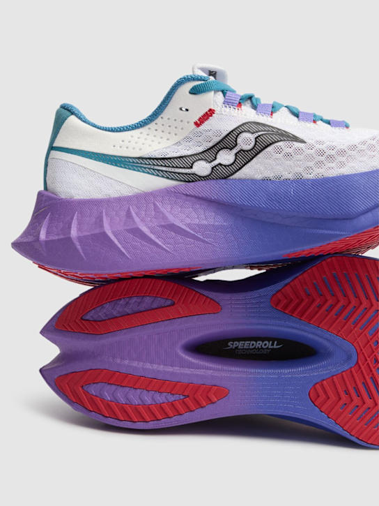 Saucony: Endorphin Pro 4 sneakers - White/Shadow - women_3 | Luisa Via Roma