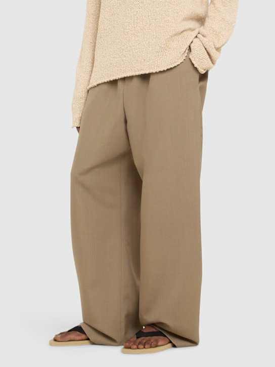 The Row: Dune classic canvas flip flops - Iron Grey - men_1 | Luisa Via Roma