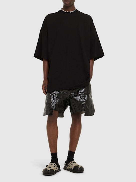 Rick Owens: Stefan cargo cotton shorts - Black - men_1 | Luisa Via Roma