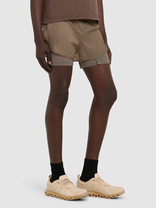 On: Cloud 6 waterproof sneakers - Sand/Dune - men_1 | Luisa Via Roma