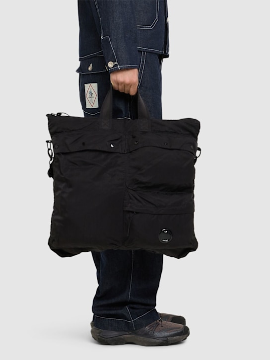 C.P. Company: Nylon B lens tote bag - Black - men_2 | Luisa Via Roma