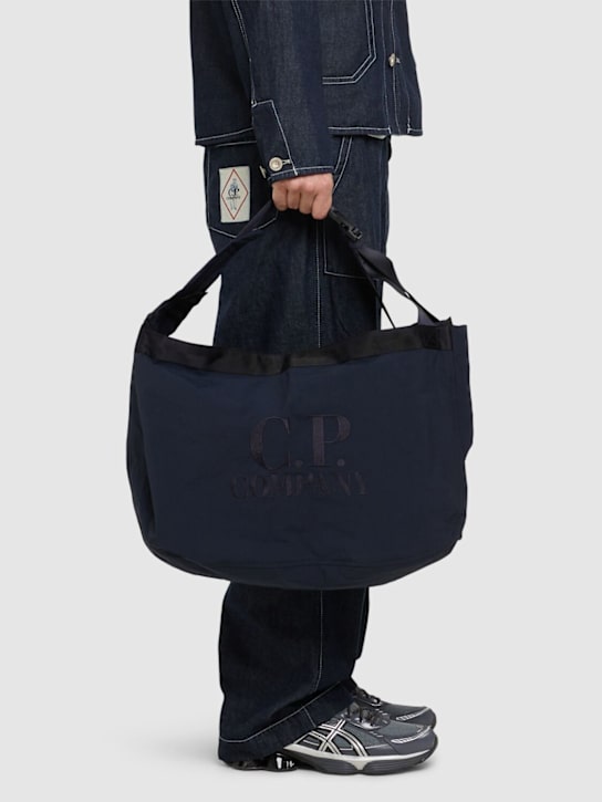 C.P. Company: Plain paper touch zipped bag - Total Eclipse - men_2 | Luisa Via Roma