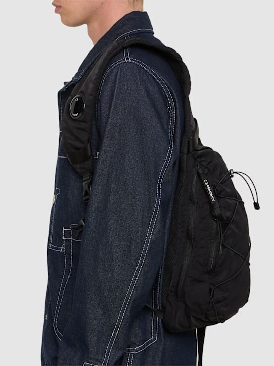 C.P. Company: Nylon B crossbody rucksack - Black - men_2 | Luisa Via Roma