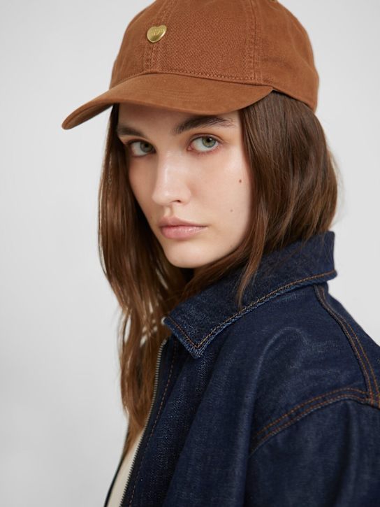 Carhartt WIP: Heart metal hat - Hamilton Brown - women_1 | Luisa Via Roma