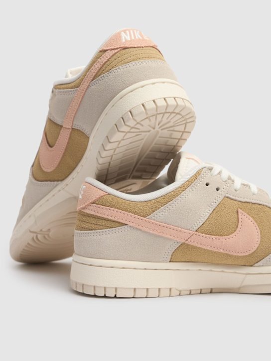 Sneakers dunk low - Nike - Mujer  | Luisaviaroma