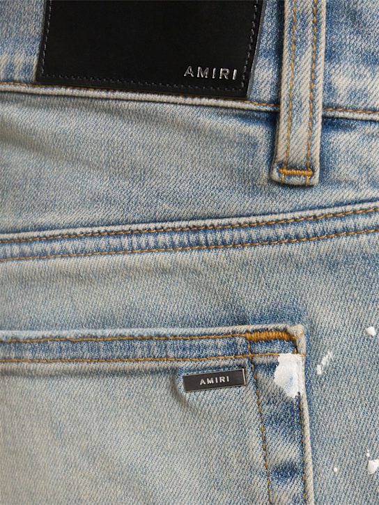 Amiri: MA Quad Artpatch紧身牛仔裤 - 浅蓝色 - men_4 | Luisa Via Roma