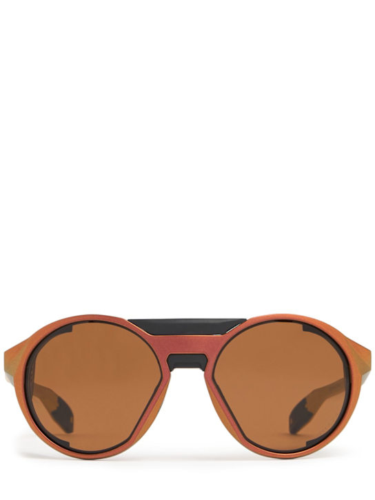 Oakley: Clifden sunglasses - Matte Red Gold - women_0 | Luisa Via Roma