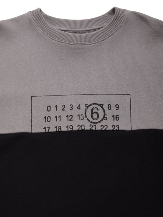 MM6 Maison Margiela: Bi-color cotton crewneck sweatshirt - グレー/ブラック - kids-boys_1 | Luisa Via Roma