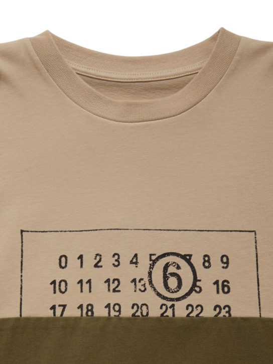 MM6 Maison Margiela: Bi-color cotton jersey t-shirt - ベージュ/グリーン - kids-boys_1 | Luisa Via Roma