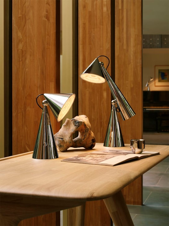 Tom Dixon: Lampada da tavolo LED Pose Task Silver - Argento - ecraft_1 | Luisa Via Roma
