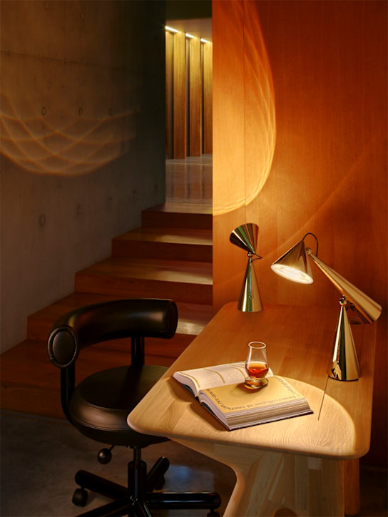 Tom Dixon: Pose Task Silver LED table lamp - Silver - ecraft_2 | Luisa Via Roma