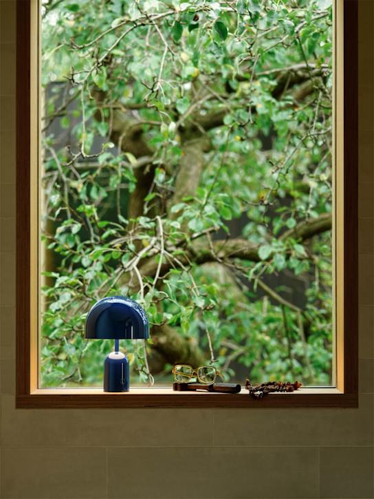 Tom Dixon: Bell portable LED lamp - ecraft_1 | Luisa Via Roma