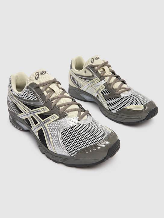 Asics: Sneakers "Gel-DS Trainer 14" - Truffle Grey - men_1 | Luisa Via Roma