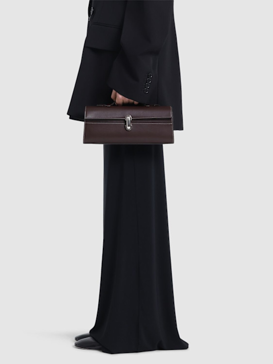Savette: The Slim Symmetry光滑皮革手提包 - 棕色 - women_1 | Luisa Via Roma