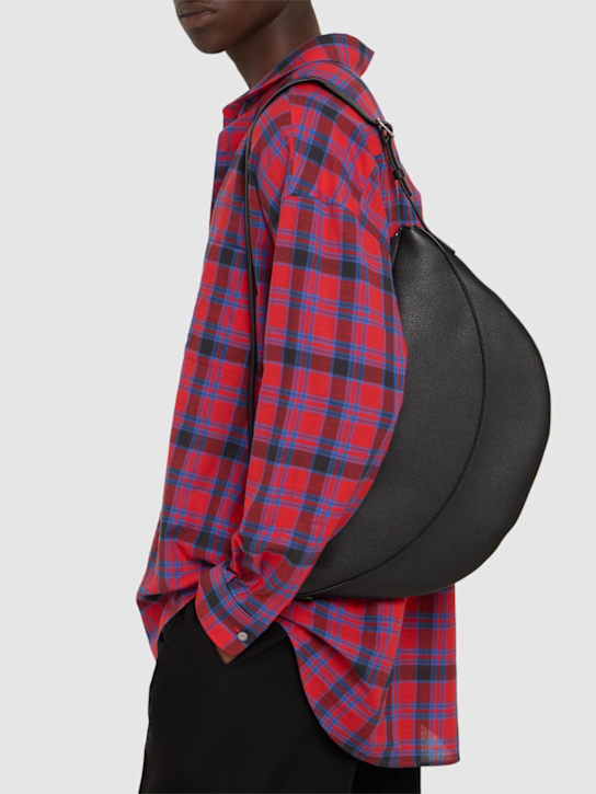 The Row: Jouve lux fine grain shoulder bag - Black - men_2 | Luisa Via Roma