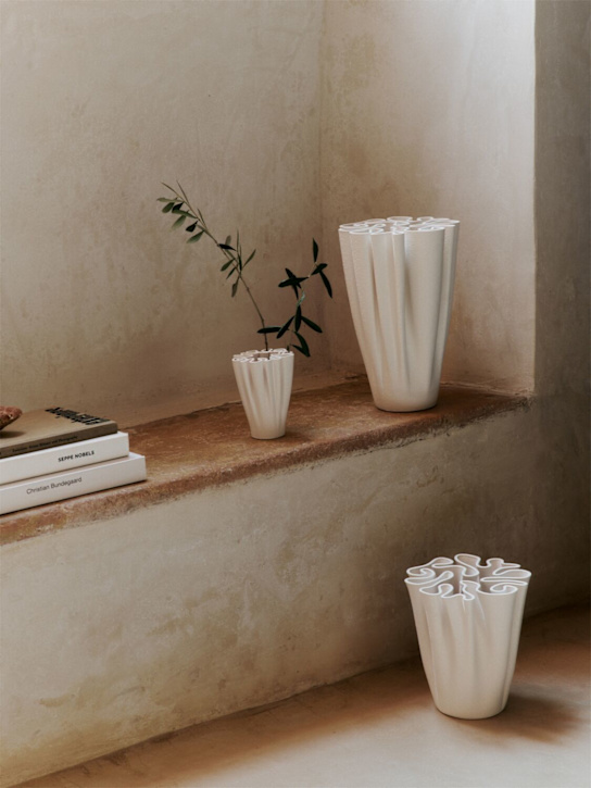 Ferm Living: Medium Dedali vase - White - ecraft_1 | Luisa Via Roma