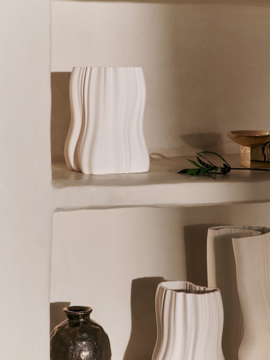 Ferm Living: Small Moire Vase - White - ecraft_1 | Luisa Via Roma