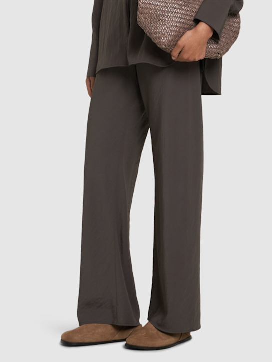 A.EMERY: 20mm Louis suede clogs - Camel - women_1 | Luisa Via Roma