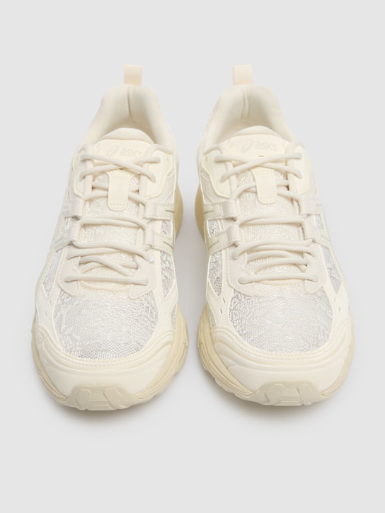 Asics: Gel Nunobiki Sneakers - Cream/Silver - men_2 | Luisa Via Roma