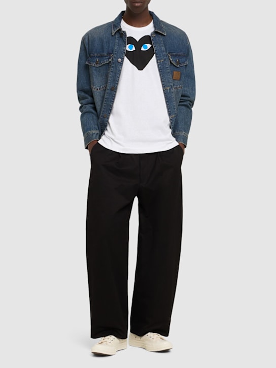 Comme des Garçons Play: T-shirt en coton à logo Play - men_1 | Luisa Via Roma