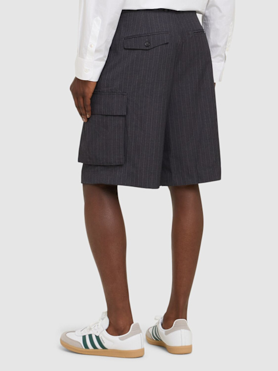 Dunst: Belted multi pocket poly blend shorts - Grey - men_2 | Luisa Via Roma