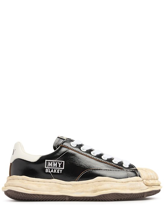 Mihara Yasuhiro: Blakey wrinkled leather low top sneakers - Black - men_0 | Luisa Via Roma