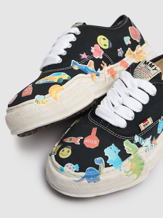 Mihara Yasuhiro: BAKER stickers low sneakers - Black - men_3 | Luisa Via Roma