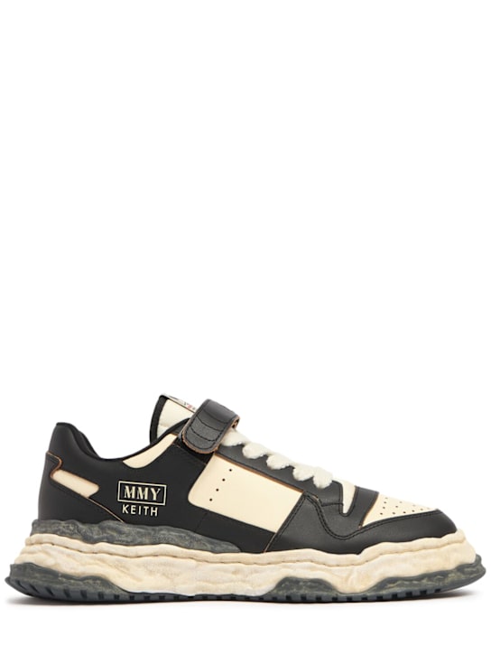 Mihara Yasuhiro: KEITH leather vintage low sneakers - Black - men_0 | Luisa Via Roma