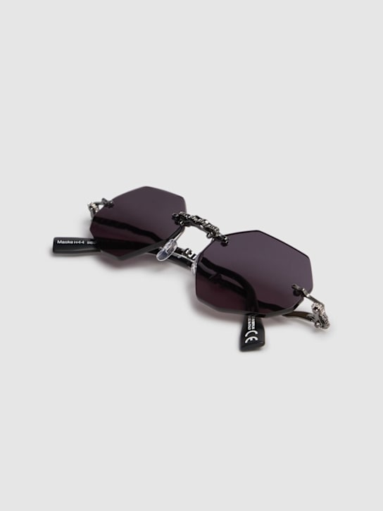 Kuboraum Berlin: H44 Machinery foldable metal sunglasses - Gunmetal - men_1 | Luisa Via Roma