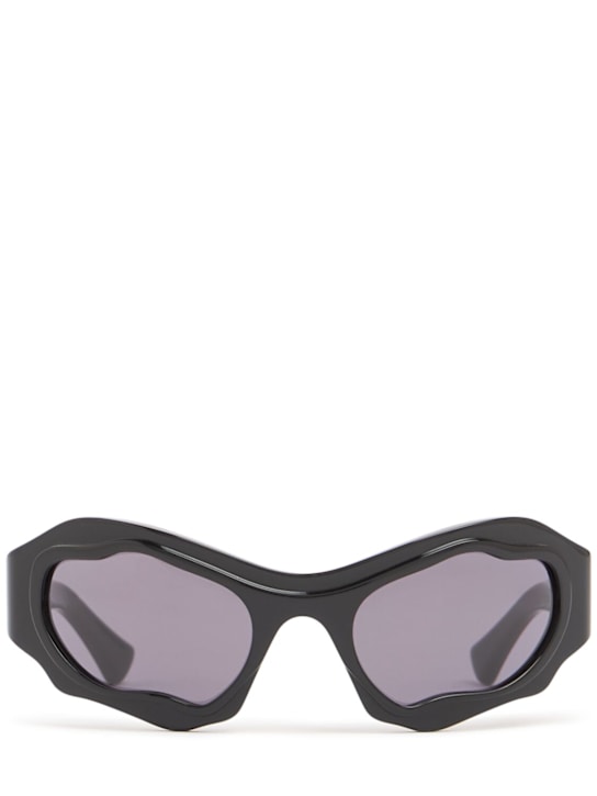 Kuboraum Berlin: E22 cat eye acetate sunglasses - Black/Grey - men_0 | Luisa Via Roma