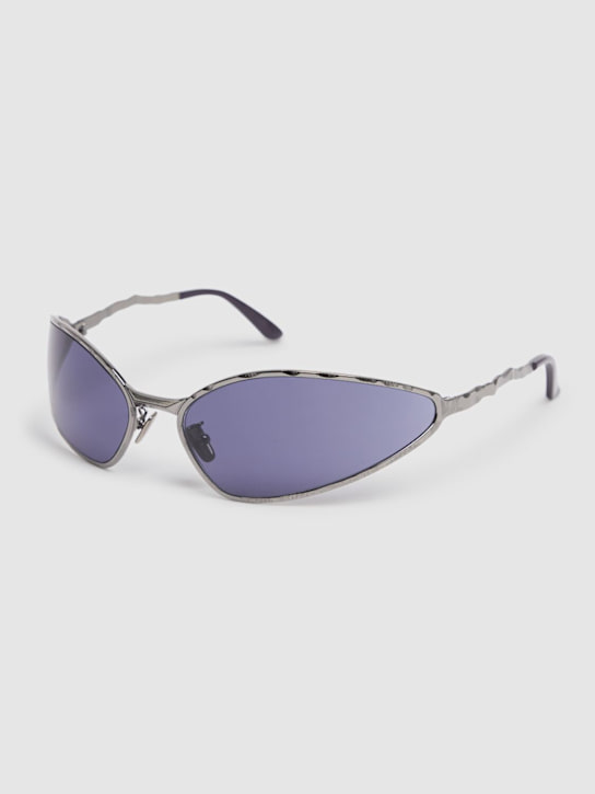 Kuboraum Berlin: H33 cat eye metal sunglasses - Gun Metal/Dark - men_1 | Luisa Via Roma