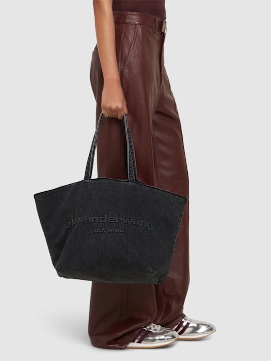 Alexander Wang: Punch denim tote bag - women_1 | Luisa Via Roma