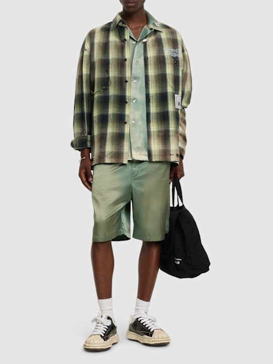 Mihara Yasuhiro: Satin shorts - Green - men_1 | Luisa Via Roma