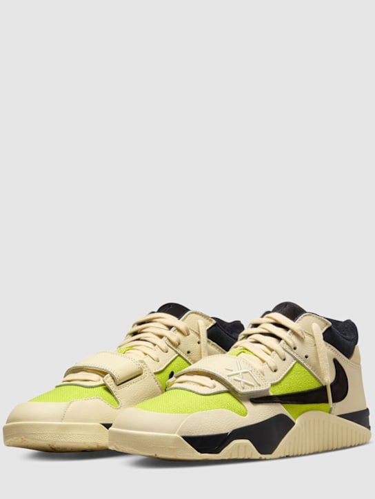 Jordan: Travis Scott Jumpman Jack TR sneakers - women_1 | Luisa Via Roma