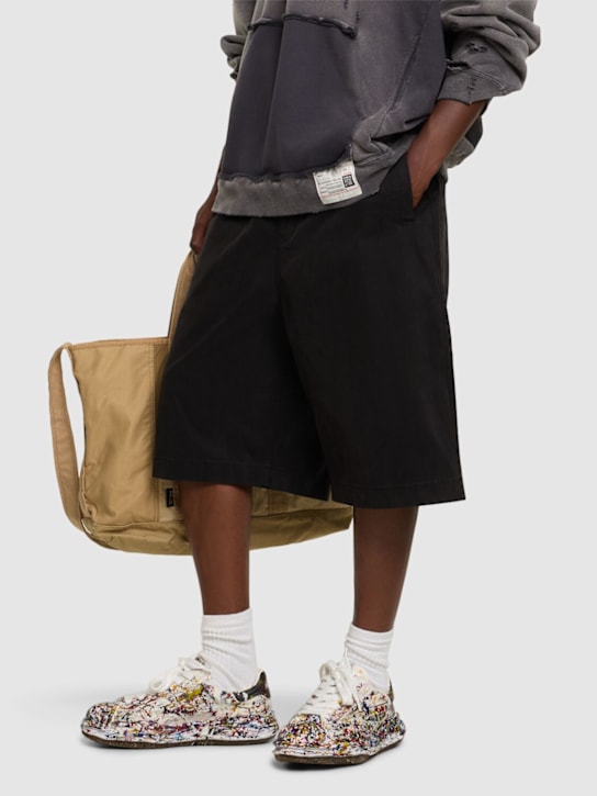 Mihara Yasuhiro: BLAKEY painted low sneakers - White - men_1 | Luisa Via Roma