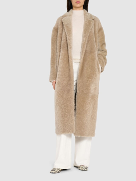 'S Max Mara: Azzurro teddy long coat - women_1 | Luisa Via Roma