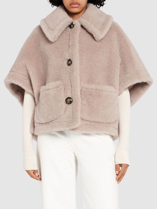 Max Mara: New Terzo1 teddy cape - women_1 | Luisa Via Roma