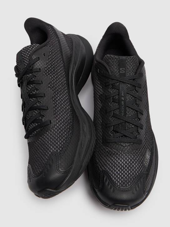 MM6 Maison Margiela: Spectur 2 MM6/Salomon sneakers - men_1 | Luisa Via Roma